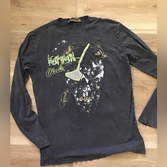 Kaptan Long Sleeve Graphic Tee M - Picture 1 of 7